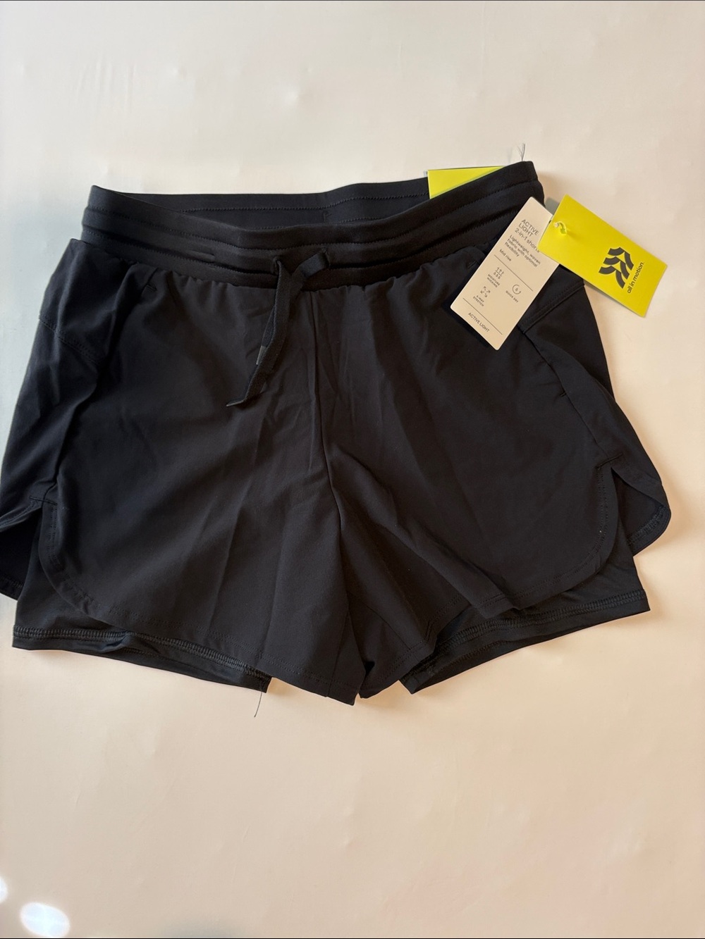 all in motion Kids Active Light black 2-in-1 shorts Mid rise regular fit